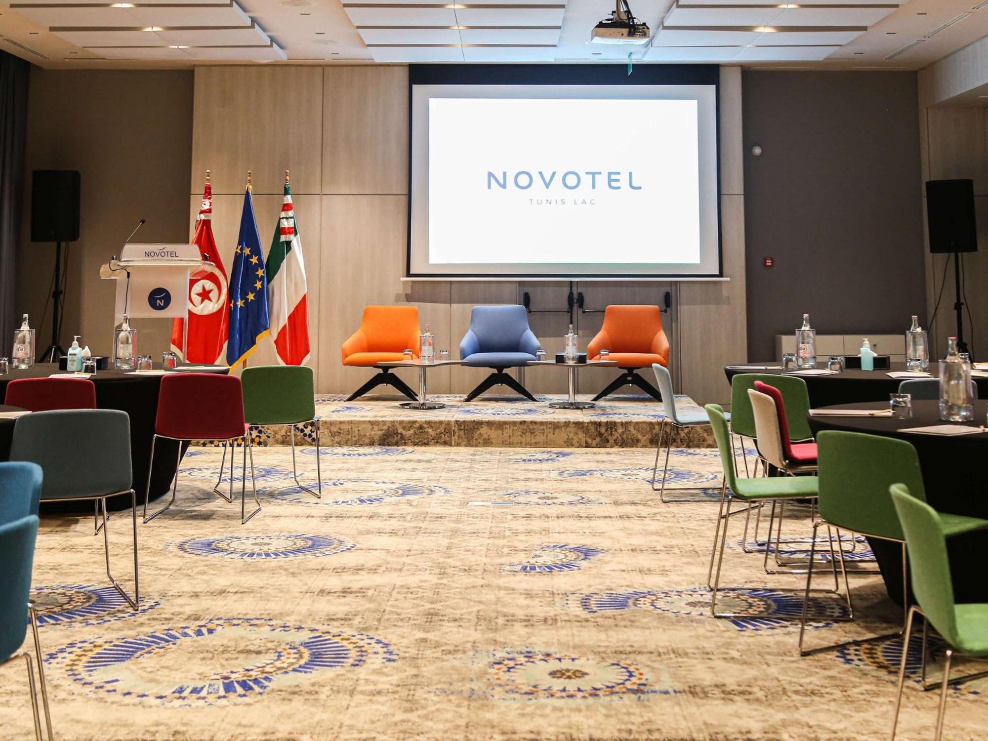 Novotel Tunis Lac Exterior foto
